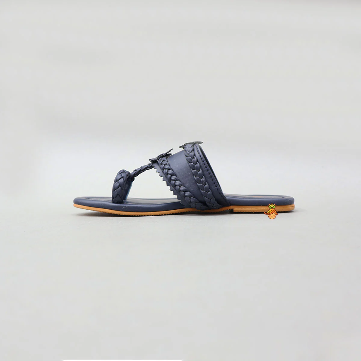 Classic Toe-Ring Kolhapuri Flats With Braided Detailing - Image 5