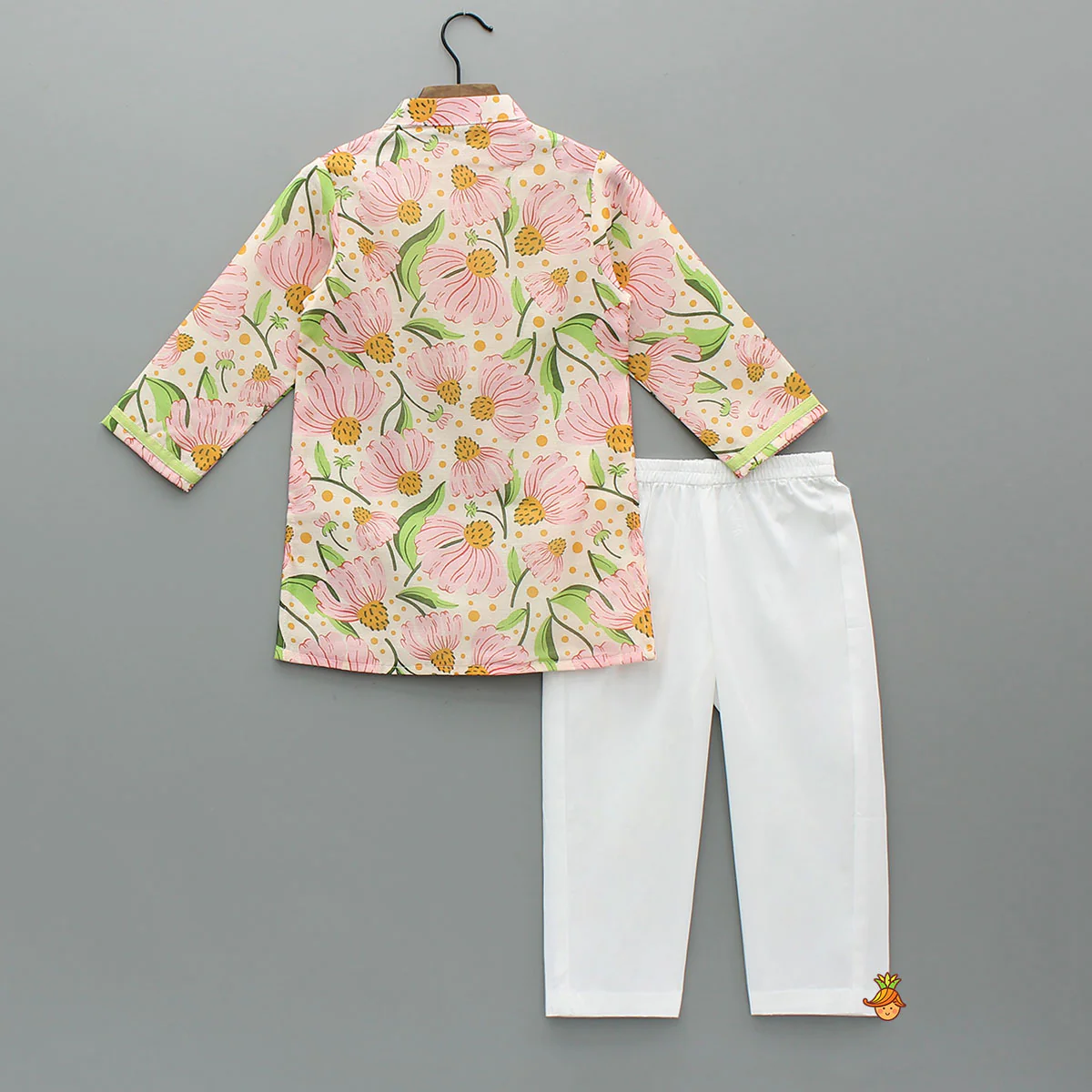 Contrast Yoke Floral Printed Kurta With Pyjama - Image 2