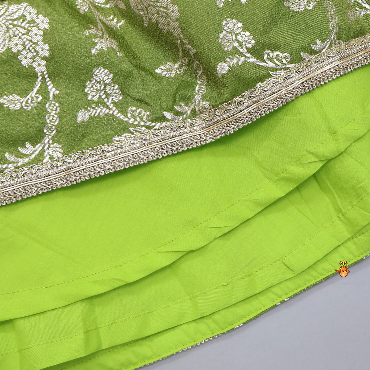 Contrast Yoke Top With Lehenga And Net Dupatta - Image 7