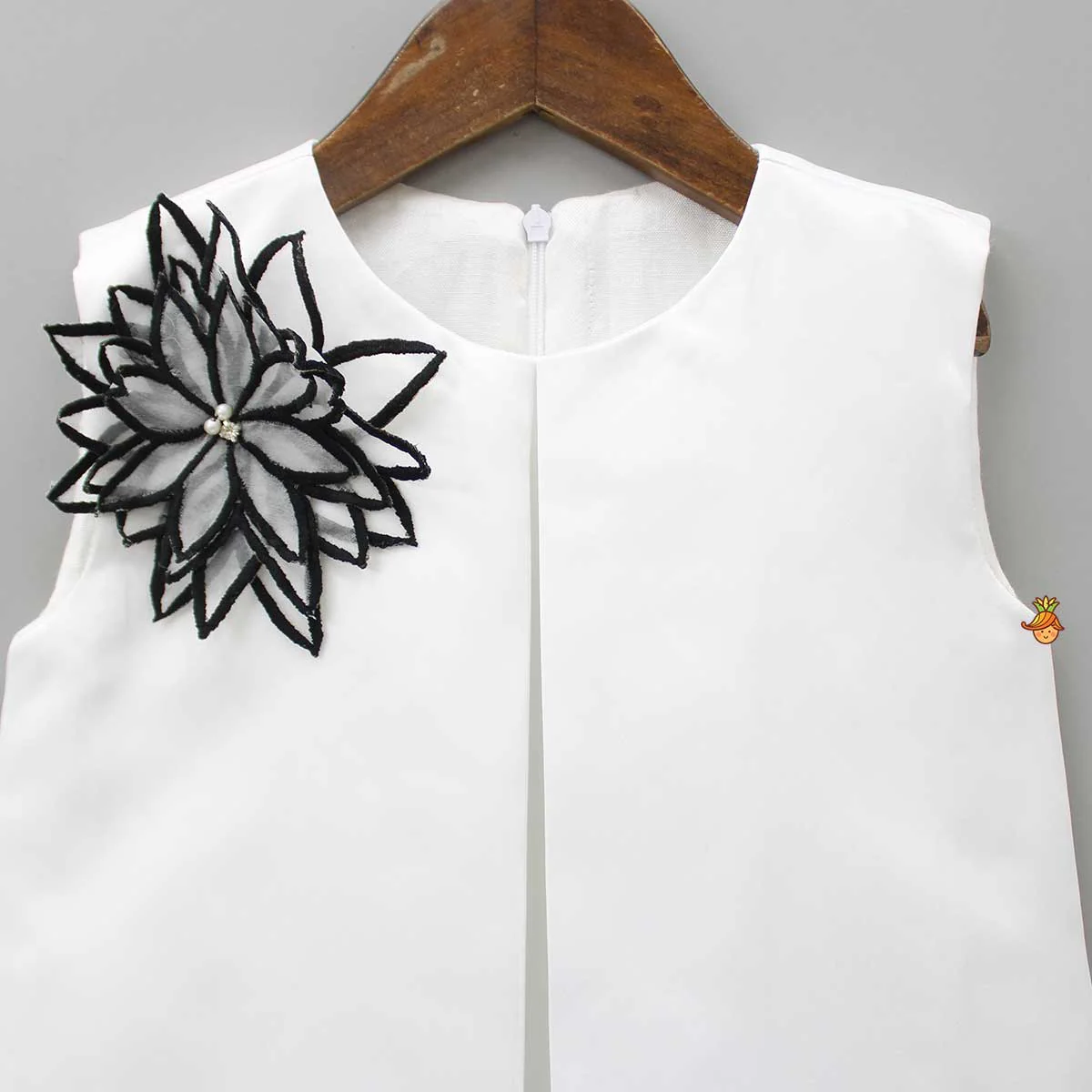 Contrasting Flower Adorned Dual Tone Dress - Image 3