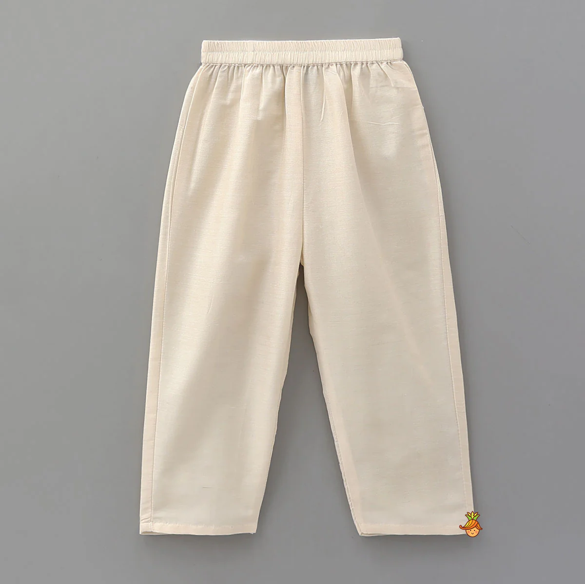 Contrasting Pin Tuck Yoke Detail Kurta And Pyjama - Image 4