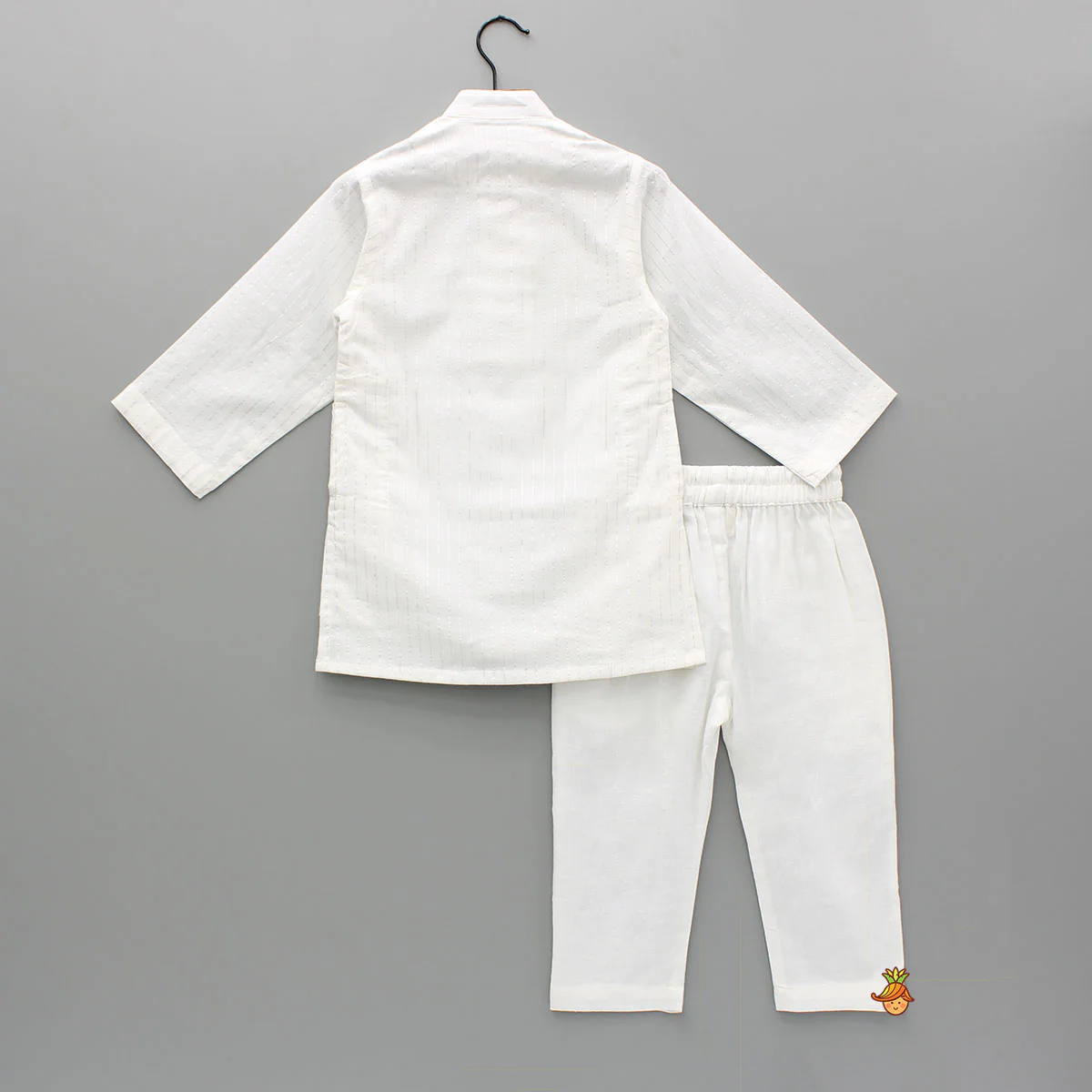 Cotton Lurex Striped White Kurta And Pyjama - Image 2