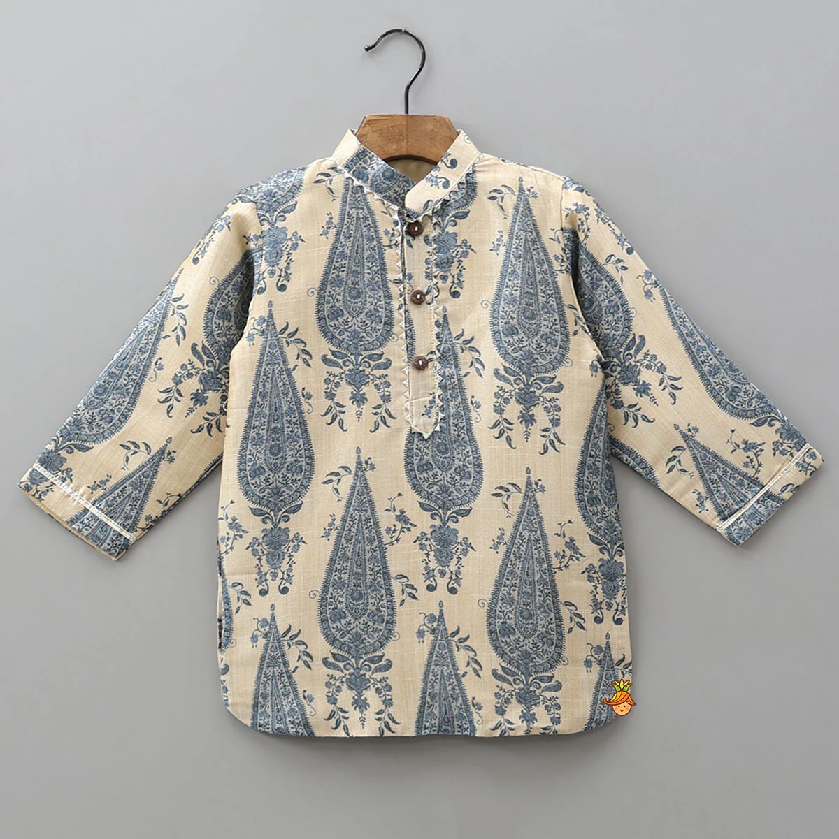 Curved Hem Kurta With Printed Jacket And Pyjama - Image 4