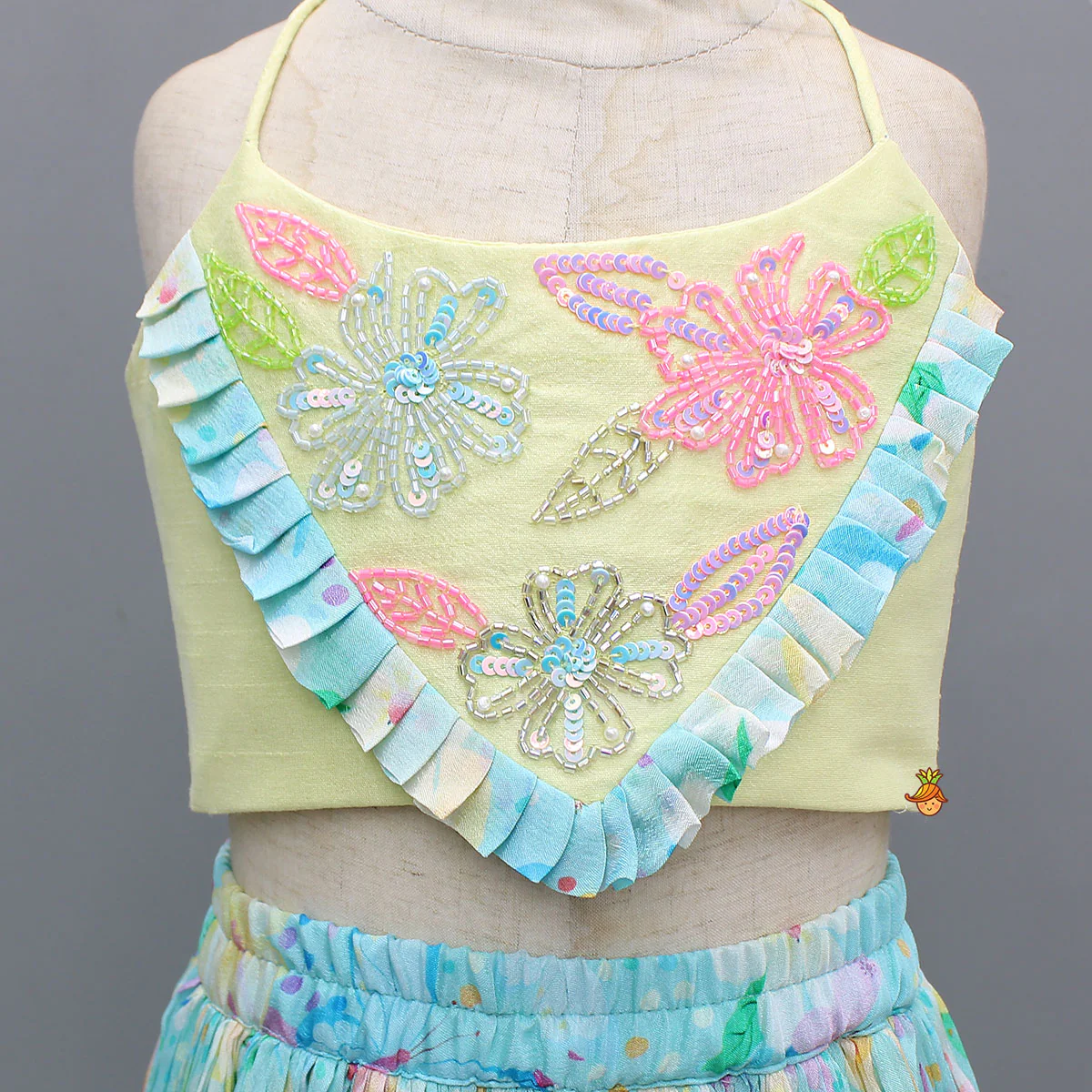 Cut-Dana Floral Embroidered Top With Printed Lehenga - Image 3