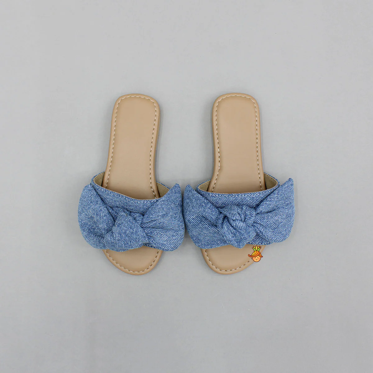 Cute Denim Bow Adorned Flats - Image 3