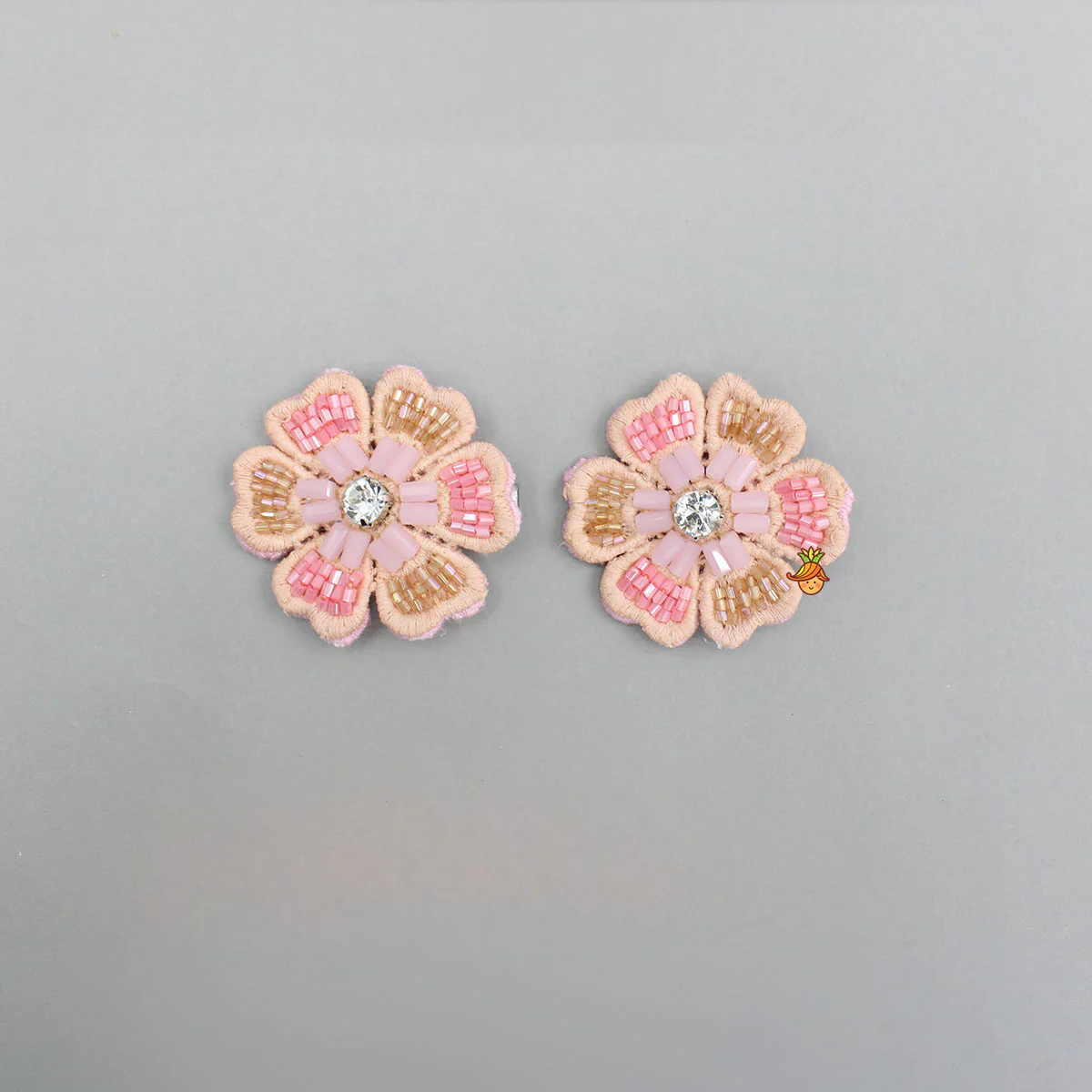 Cute Floral Embroidered Set of 4 Embellished Hair Clips - Image 3