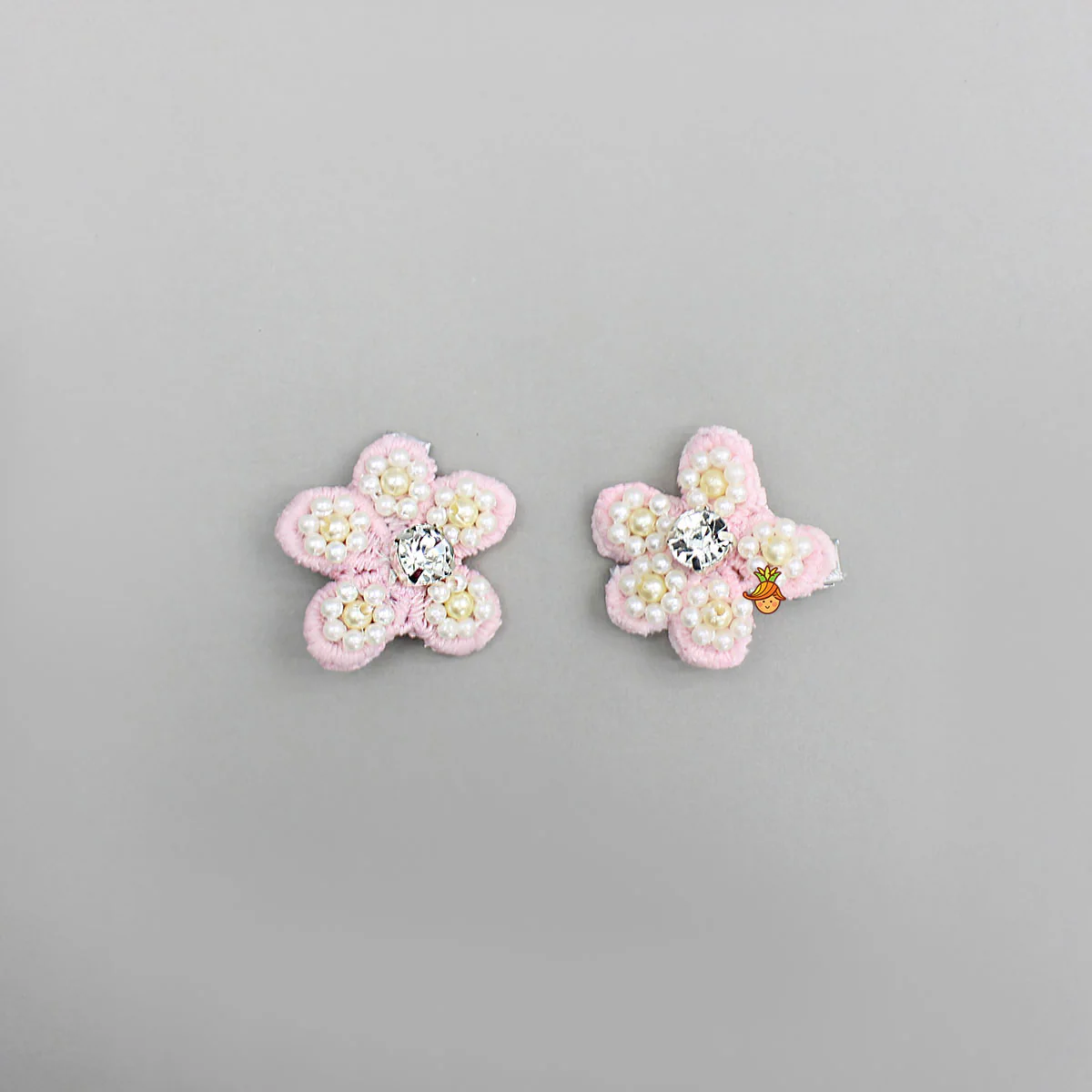 Cute Floral Embroidered Set of 4 Embellished Hair Clips - Image 4