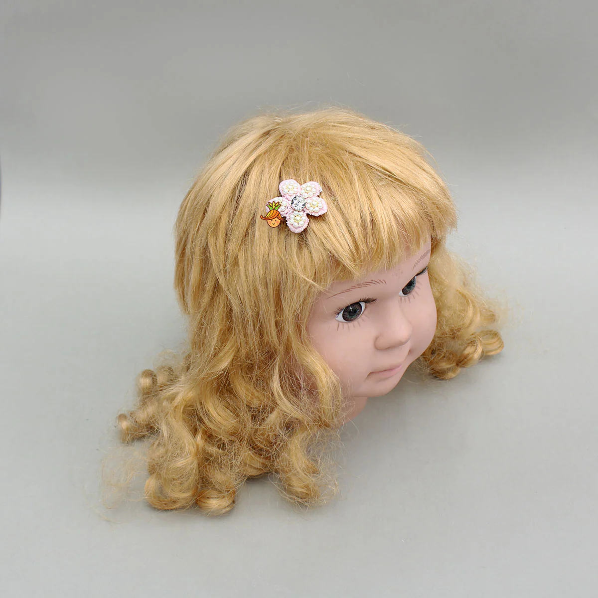 Cute Floral Embroidered Set of 4 Embellished Hair Clips - Image 6
