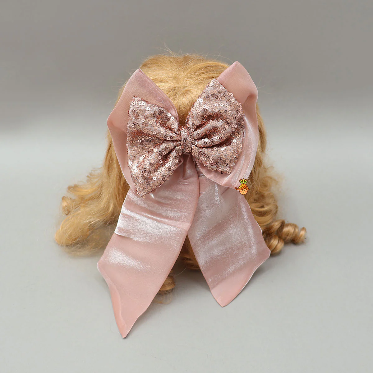Dual Bow Adorned Sheen Hair Clip - Image 4