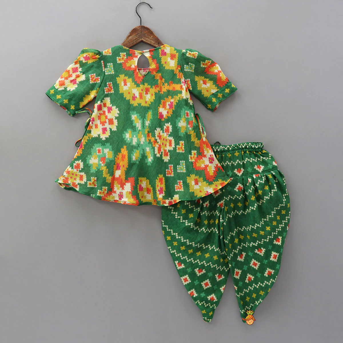 Dual Side Knot Detail Printed Kurti And Dhoti - Image 2
