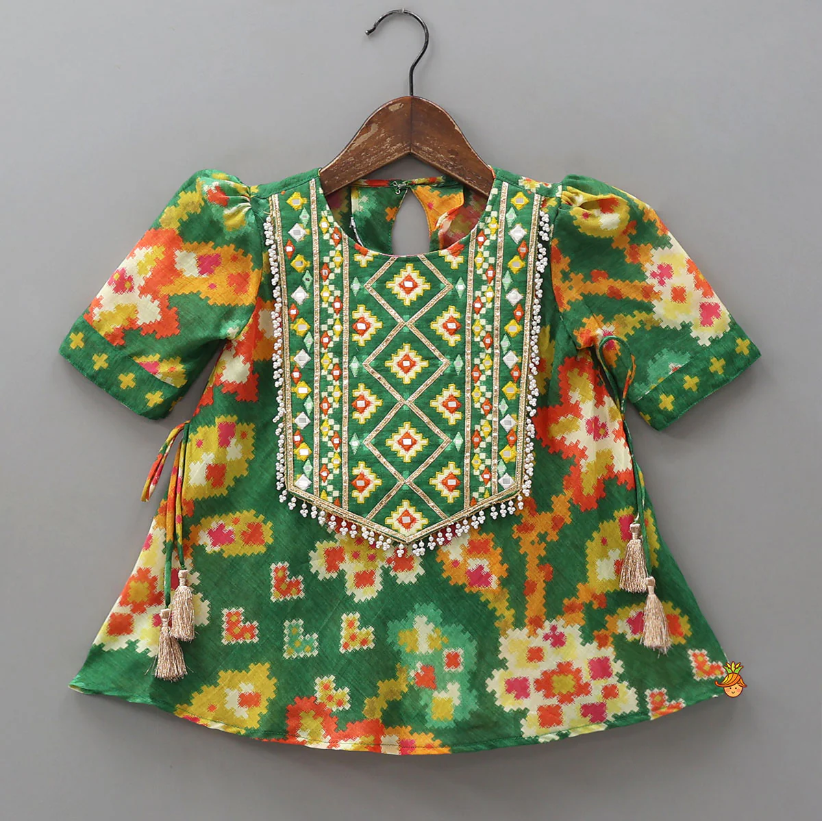Dual Side Knot Detail Printed Kurti And Dhoti - Image 3