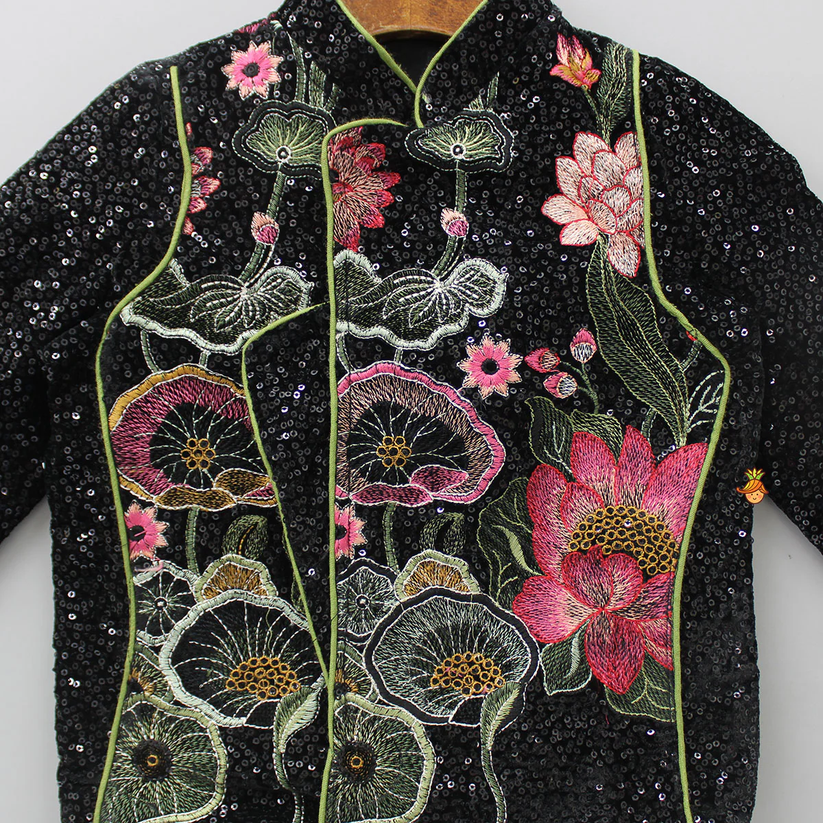 Elegant Black Sequined Blazer - Image 3