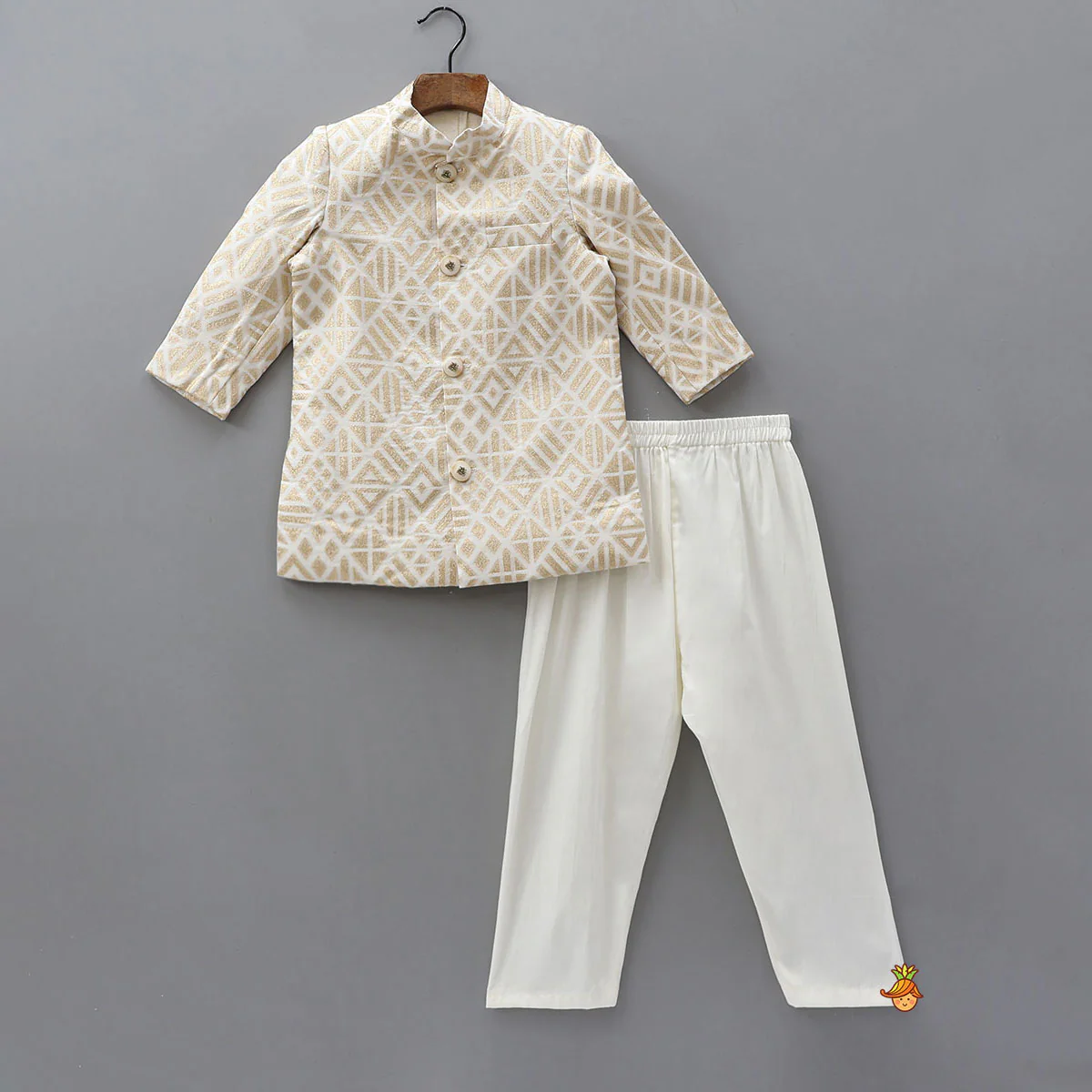 Elegant Front-Open Sherwani With Pyjama