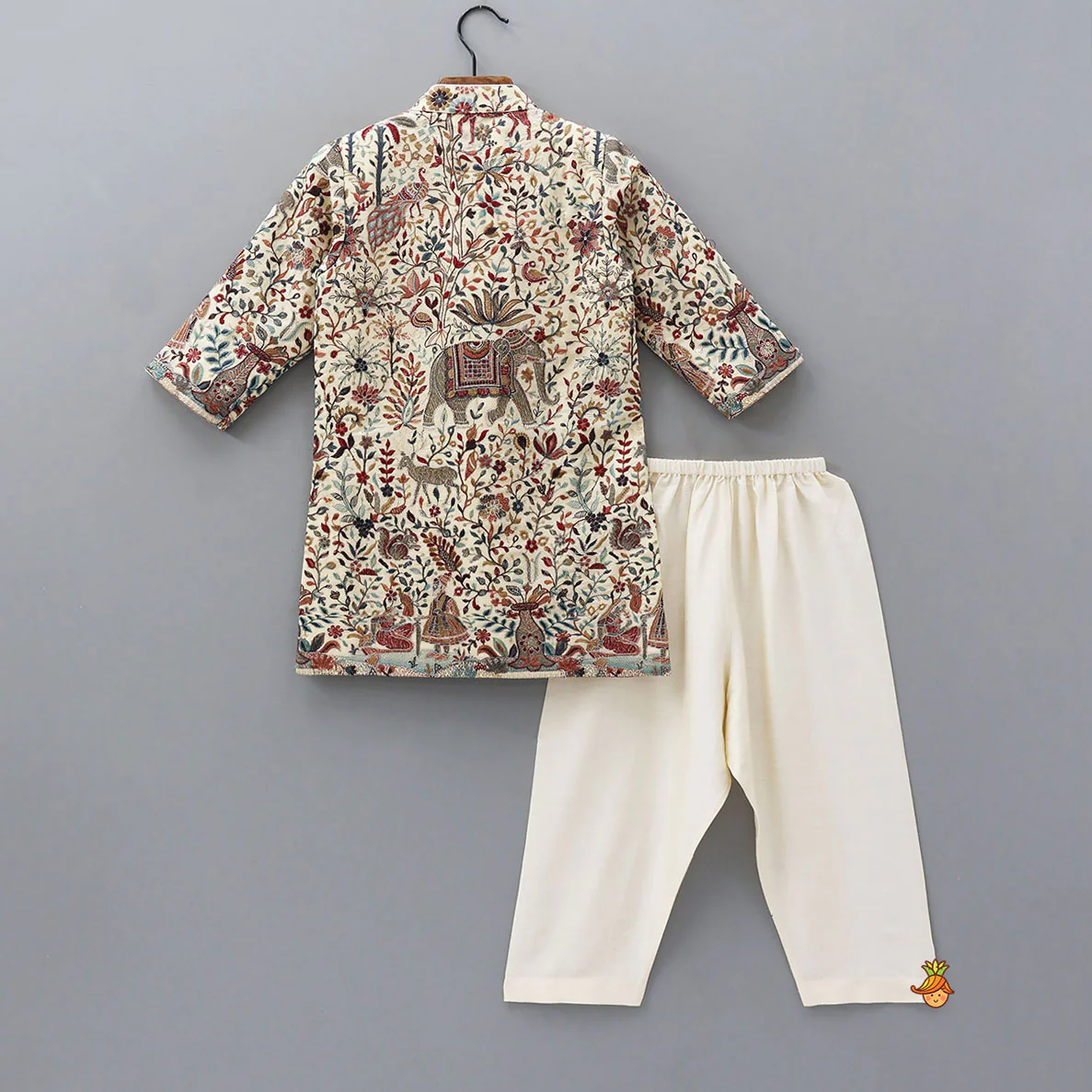 Elegant Heavy Embroidered Sherwani And Pyjama - Image 2