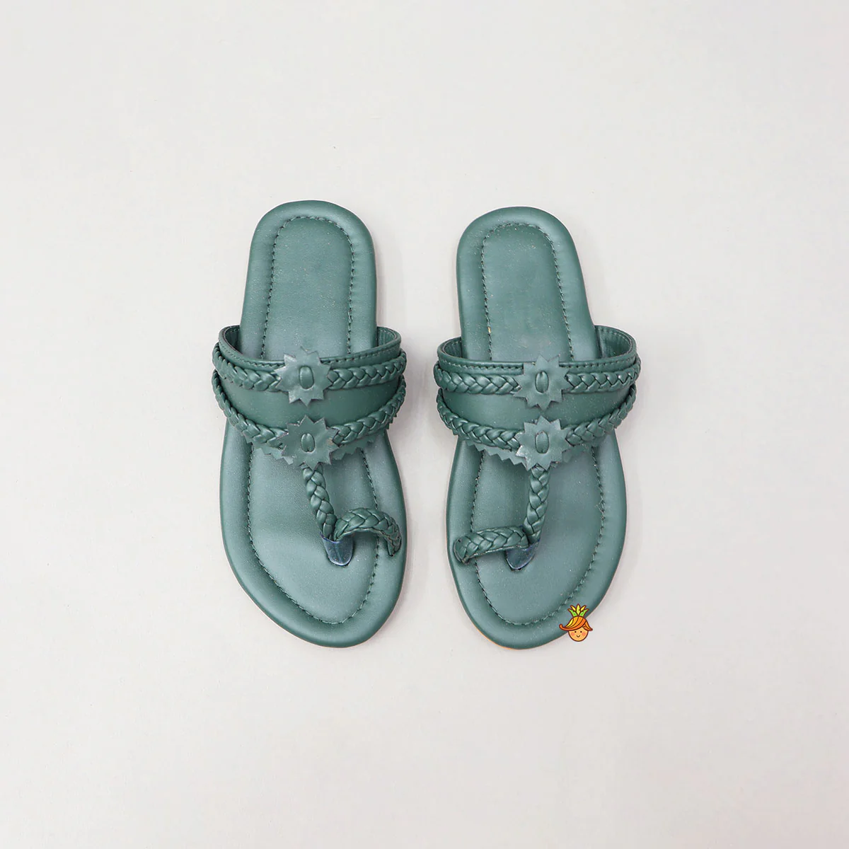 Elegant Kolhapuri Flats With Braided Detailing - Image 3