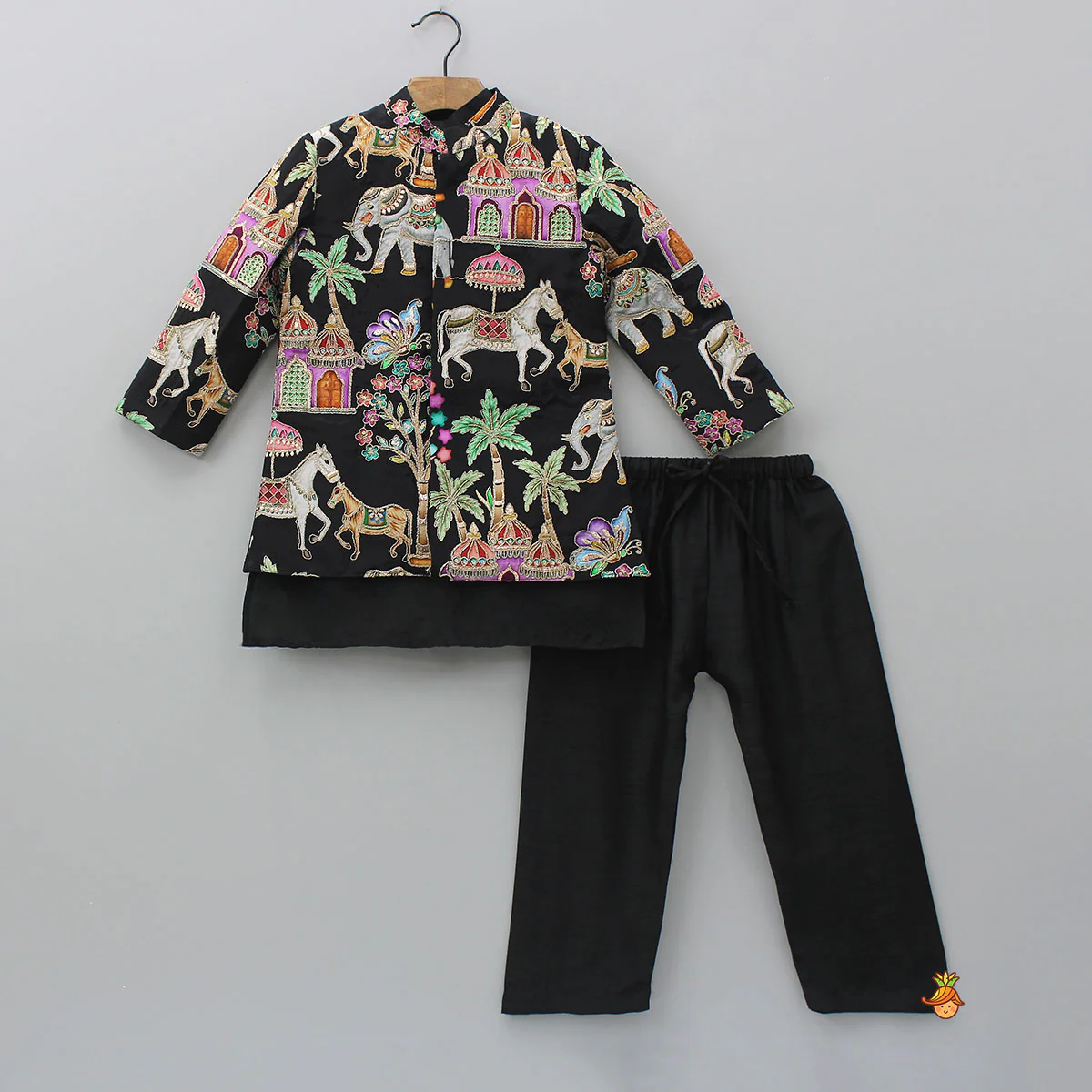 Elegant Kurta And Ethnic Printed Jacket With Pyjama