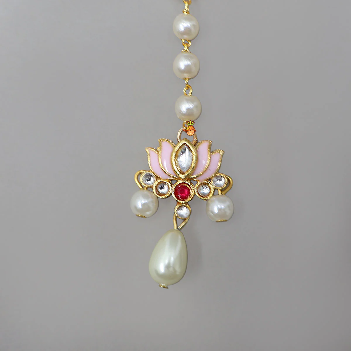 Elegant Lotus Chain Maang Tikka - Image 3