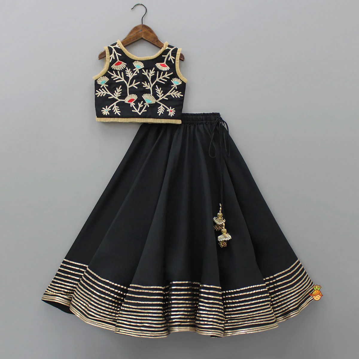 Elegant Pleated Black Top And Gota Lace Work Flared Lehenga With Beige Dupatta - Image 3