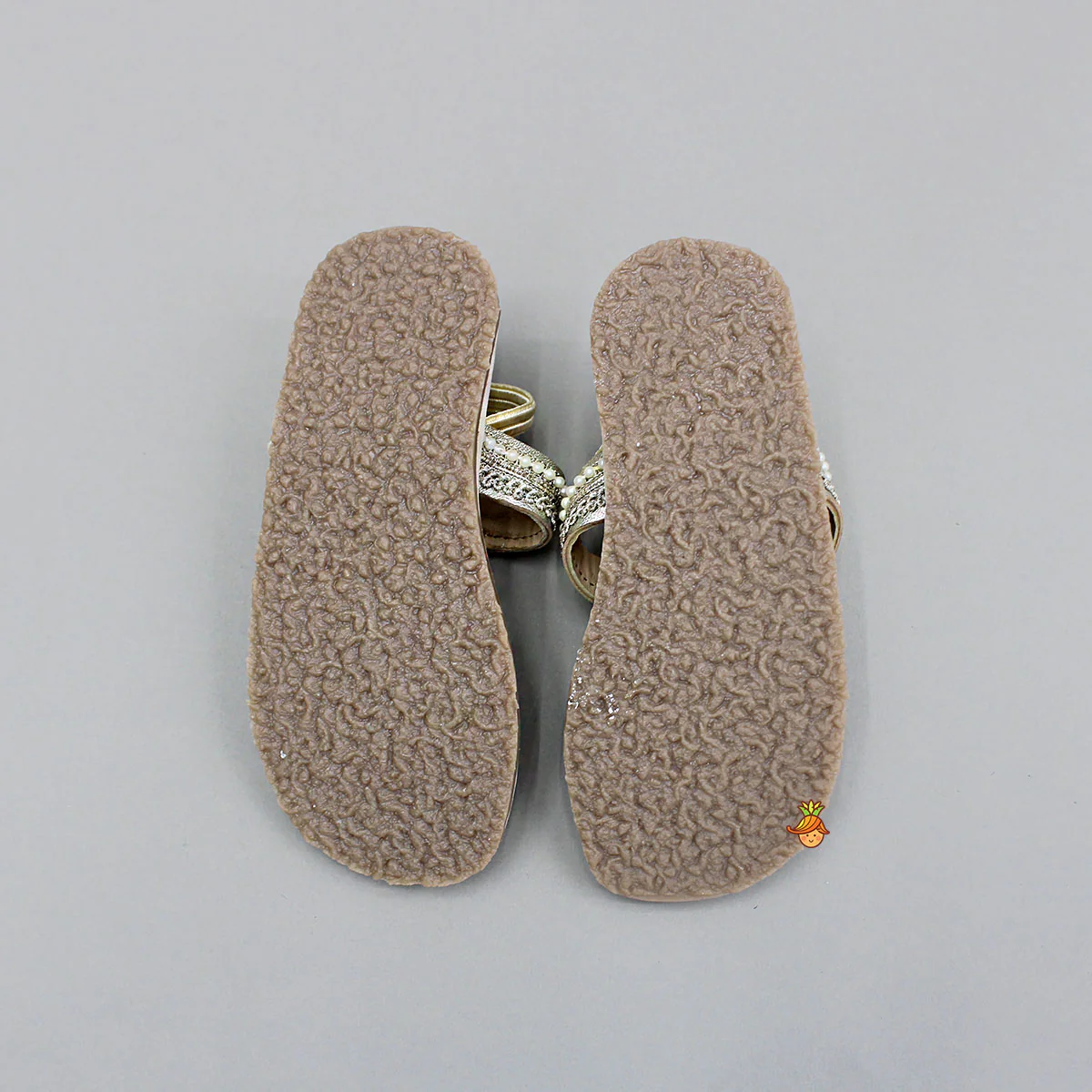 Embellished Lace Detailed Kolhapuri Flats - Image 2