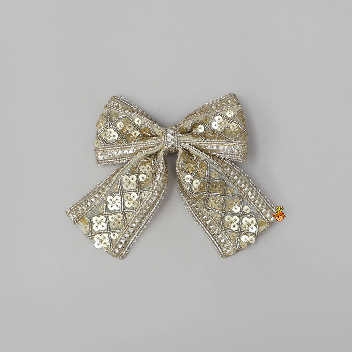 Embroidered Eye-Catching Hair Clip