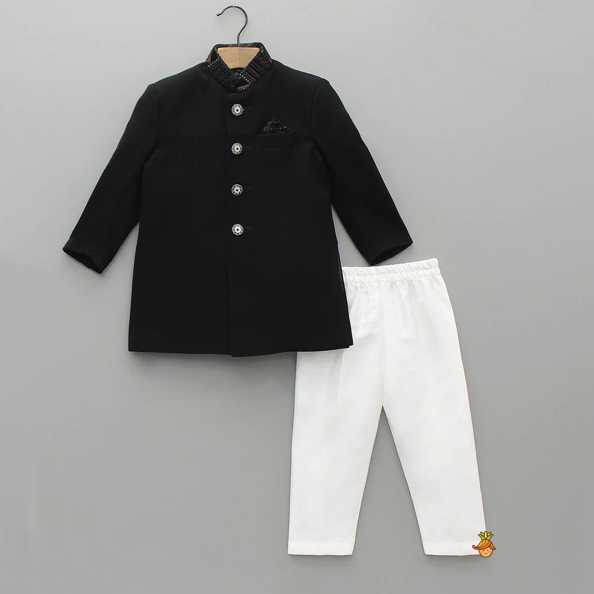Embroidered Pocket-Square Sherwani With Pyjama And Shawl - Image 3