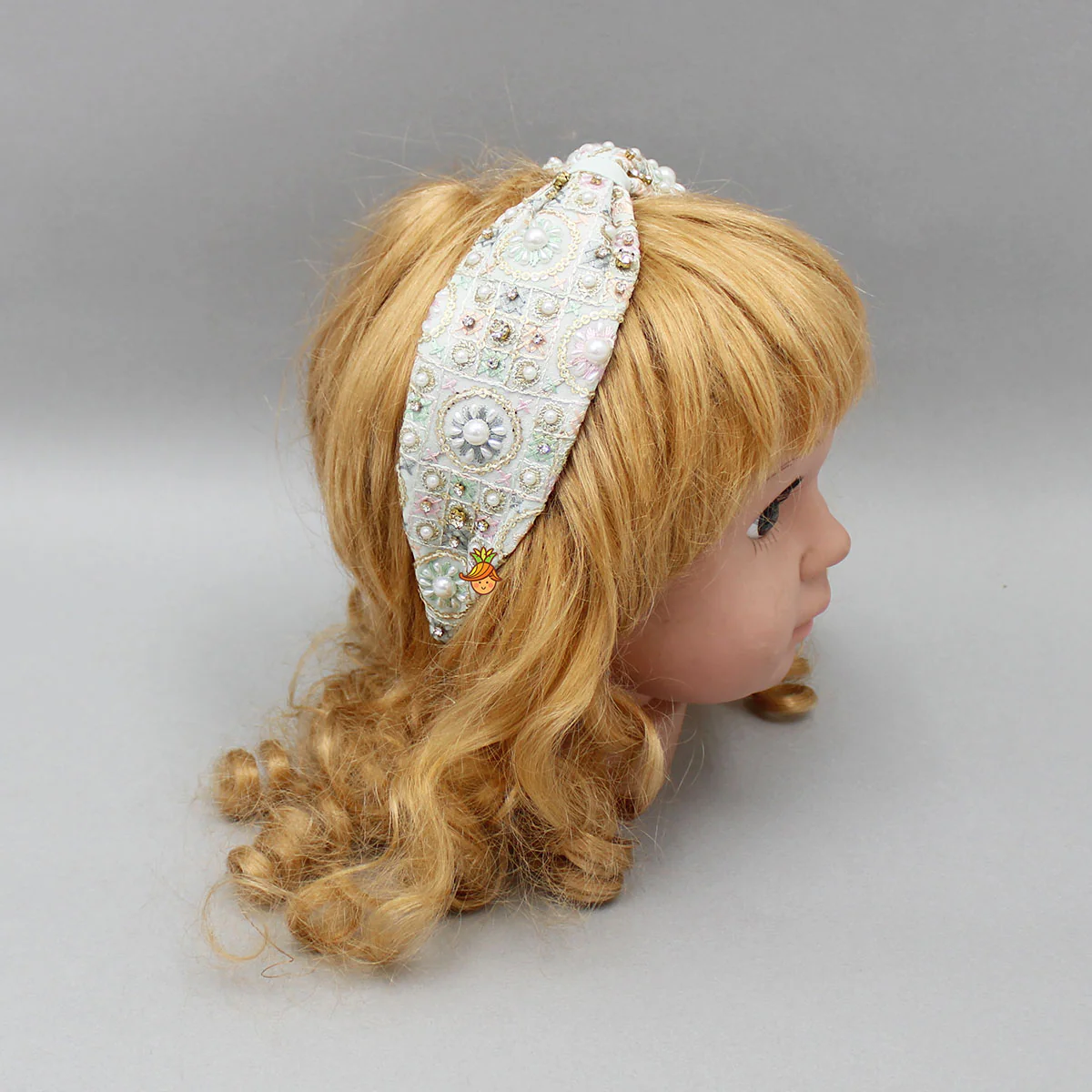 Embroidered Sequins And Beaded Work Green Hairband - Image 4