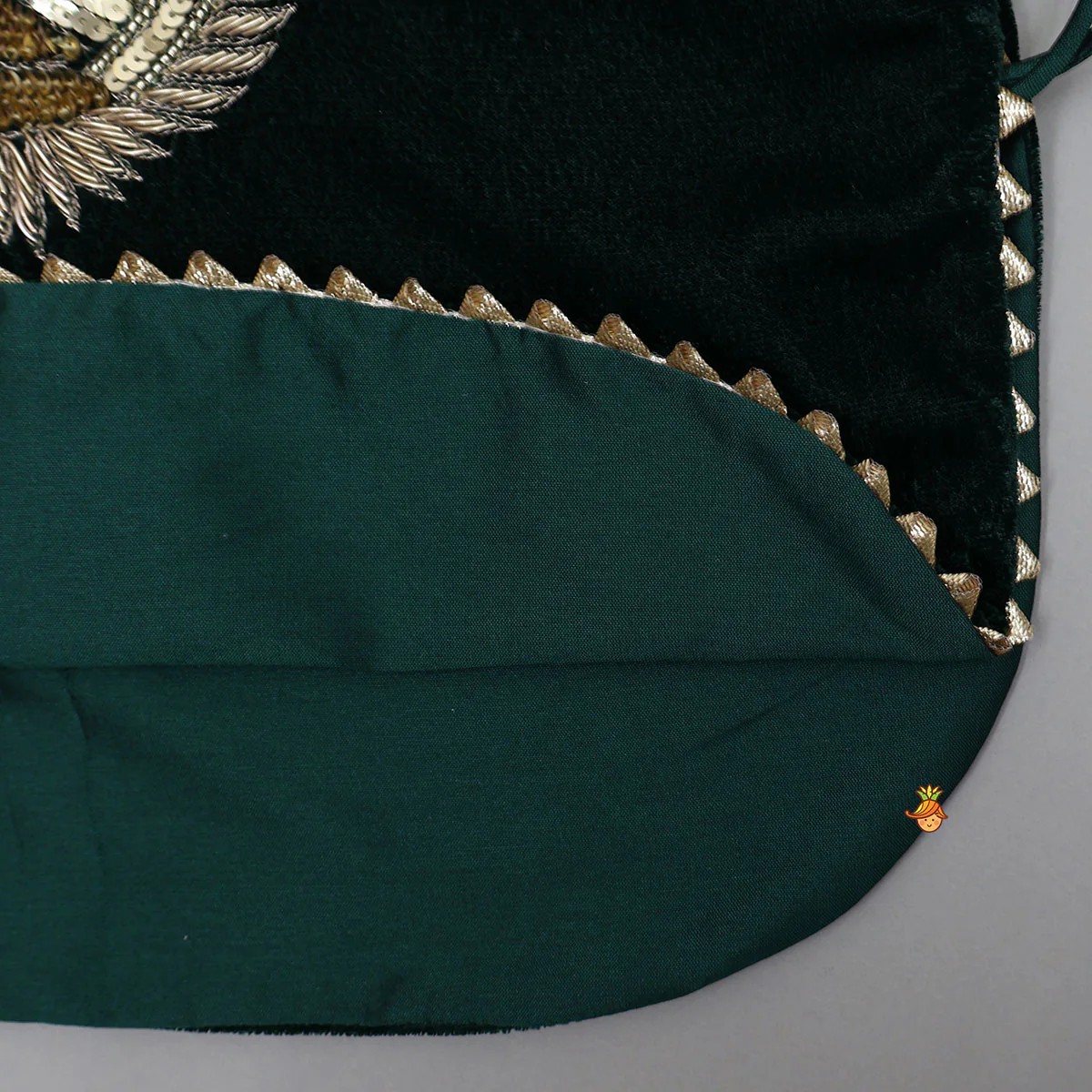 Embroidered Velvet Kurti And Sharara With Contrasting Dupatta - Image 6
