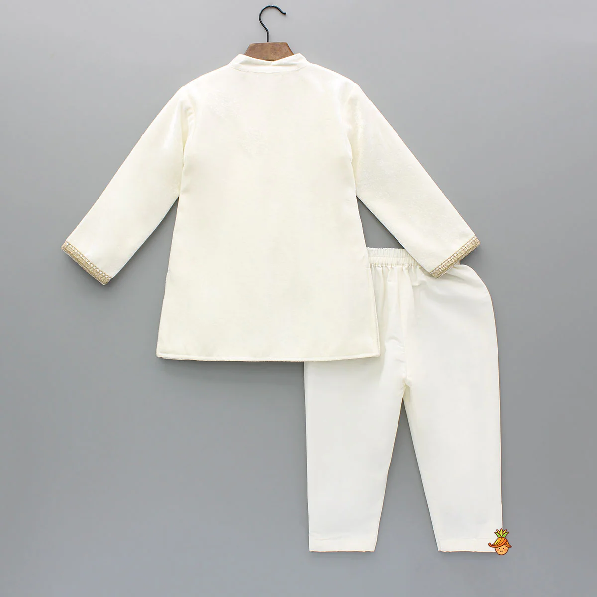 Embroidered Velvet Sherwani And Pant - Image 2