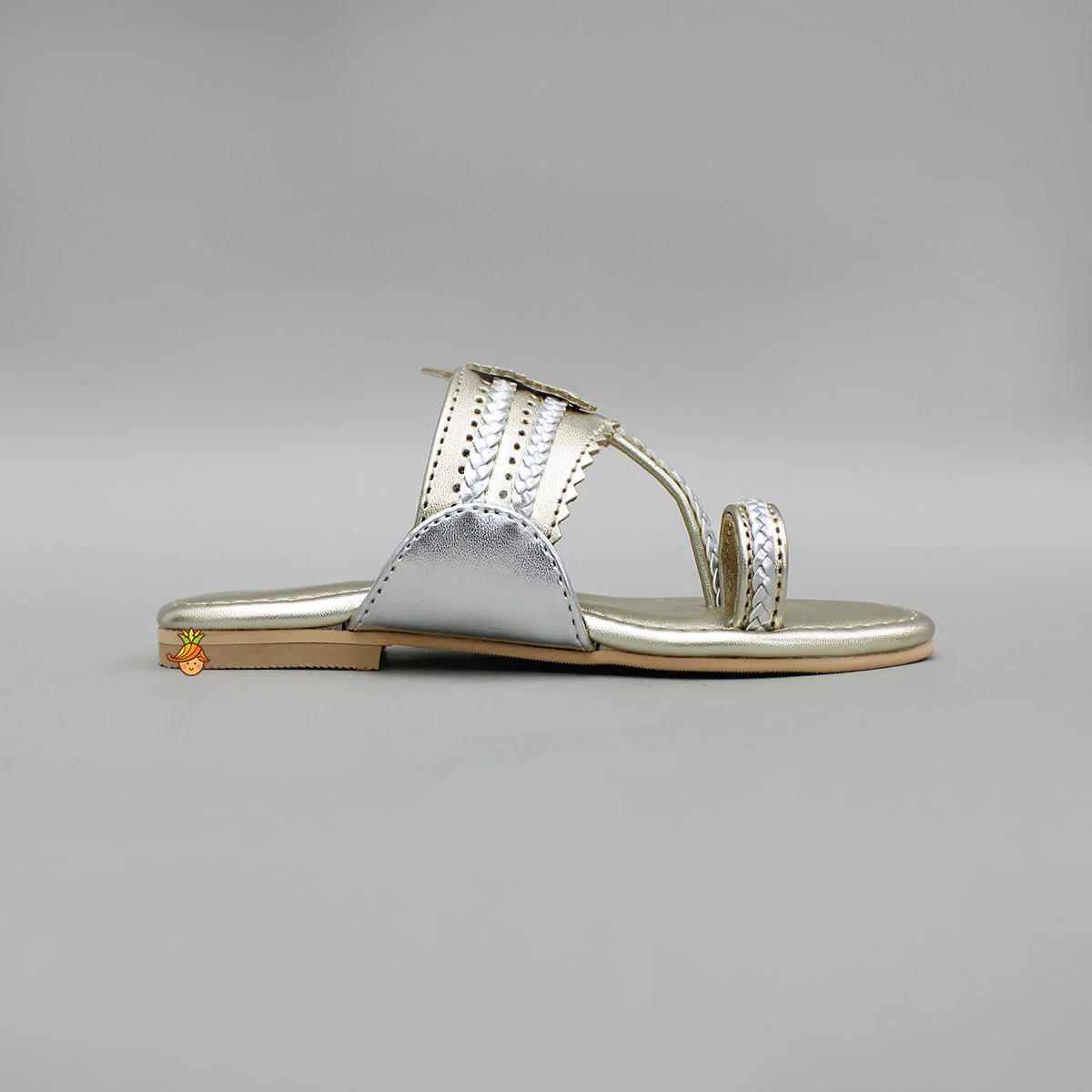 Ethnic Dual Tone Braid Detailed Kolhapuri Flats - Image 5