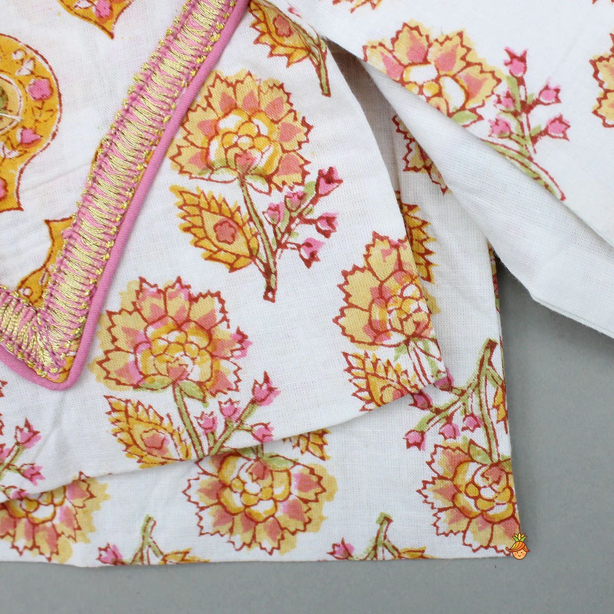 Ethnic Floral Print Kurta With Stylish Jacket And Dhoti - Image 8