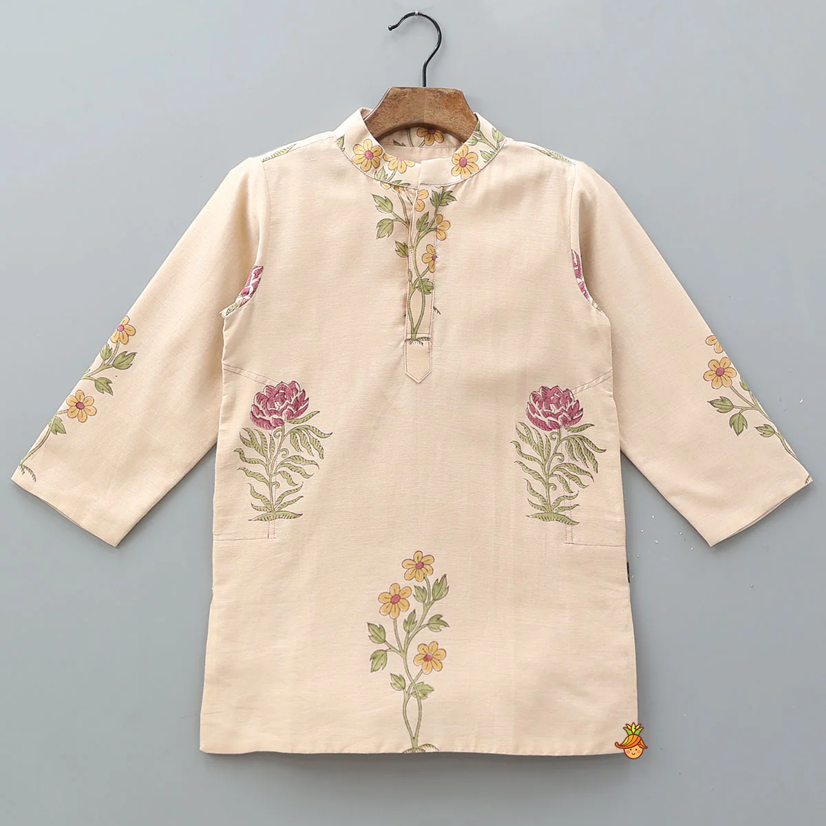 Ethnic Floral Printed Kurta With Pocket Detail Jacket And Pyjama - Image 4