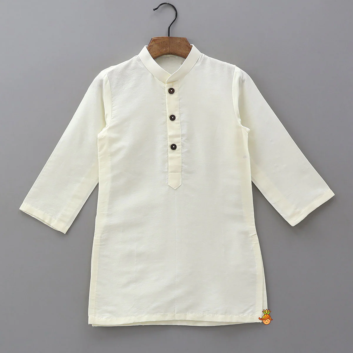 Ethnic Kurta With Beautifully Embroidered Jacket And Pyjama - Image 4