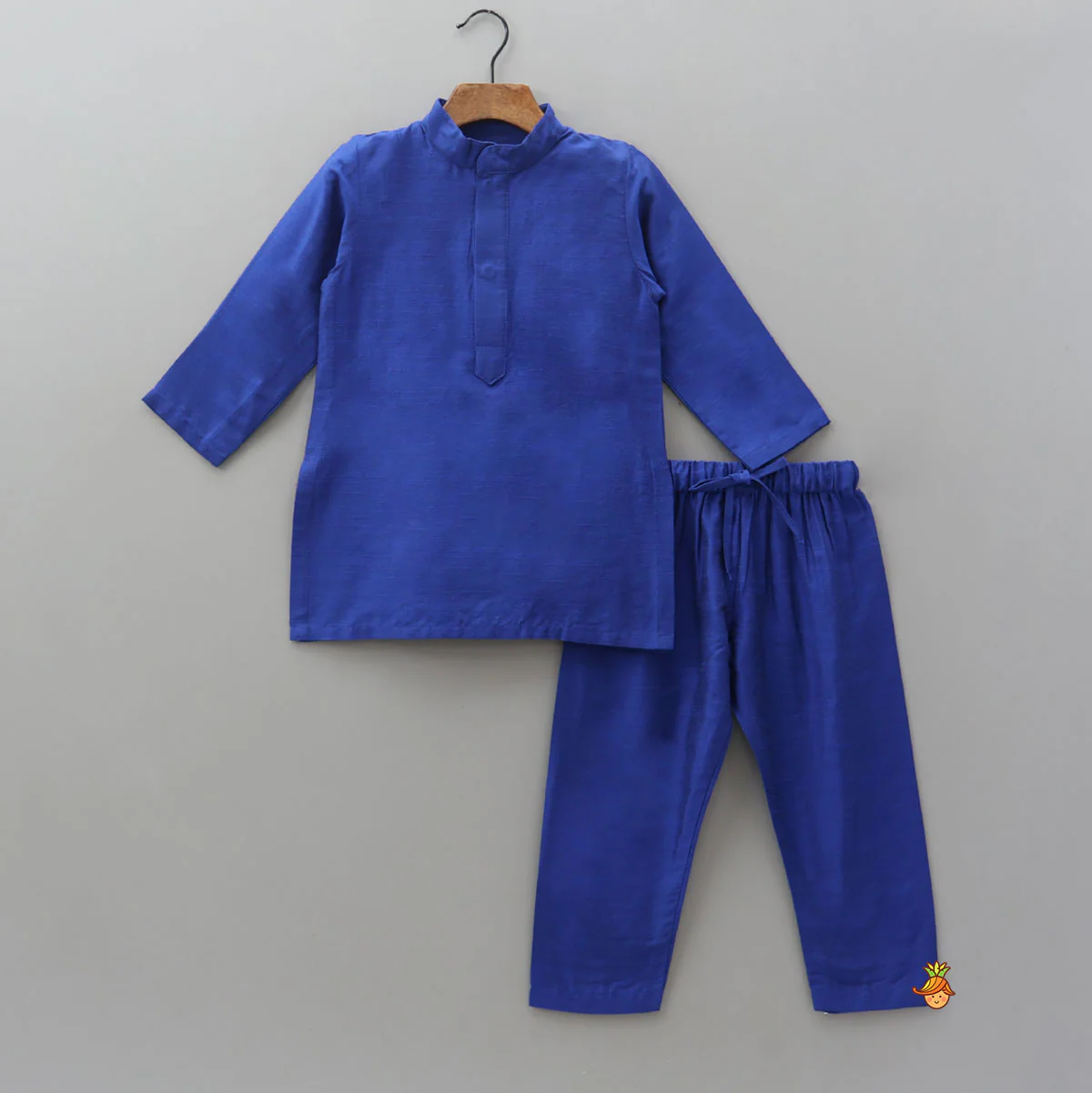 Ethnic Kurta With Brocade Jacket And Matching Pyjama - Image 3