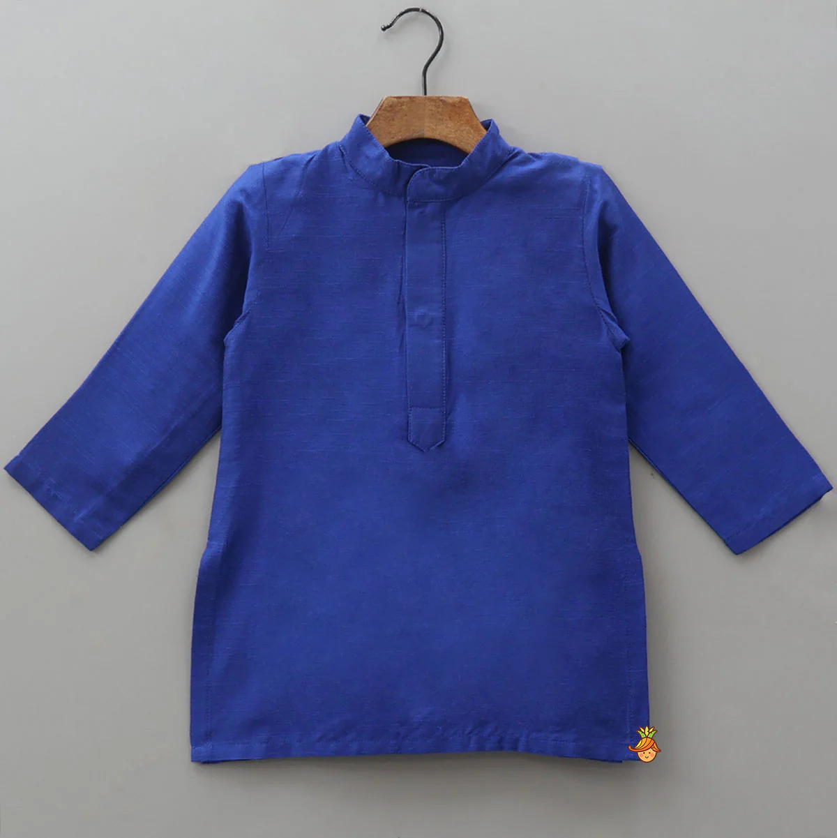 Ethnic Kurta With Brocade Jacket And Matching Pyjama - Image 4