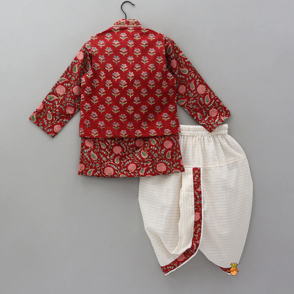 Ethnic Kurta With Loop Buttons Detail Jacket And Dhoti - Image 2