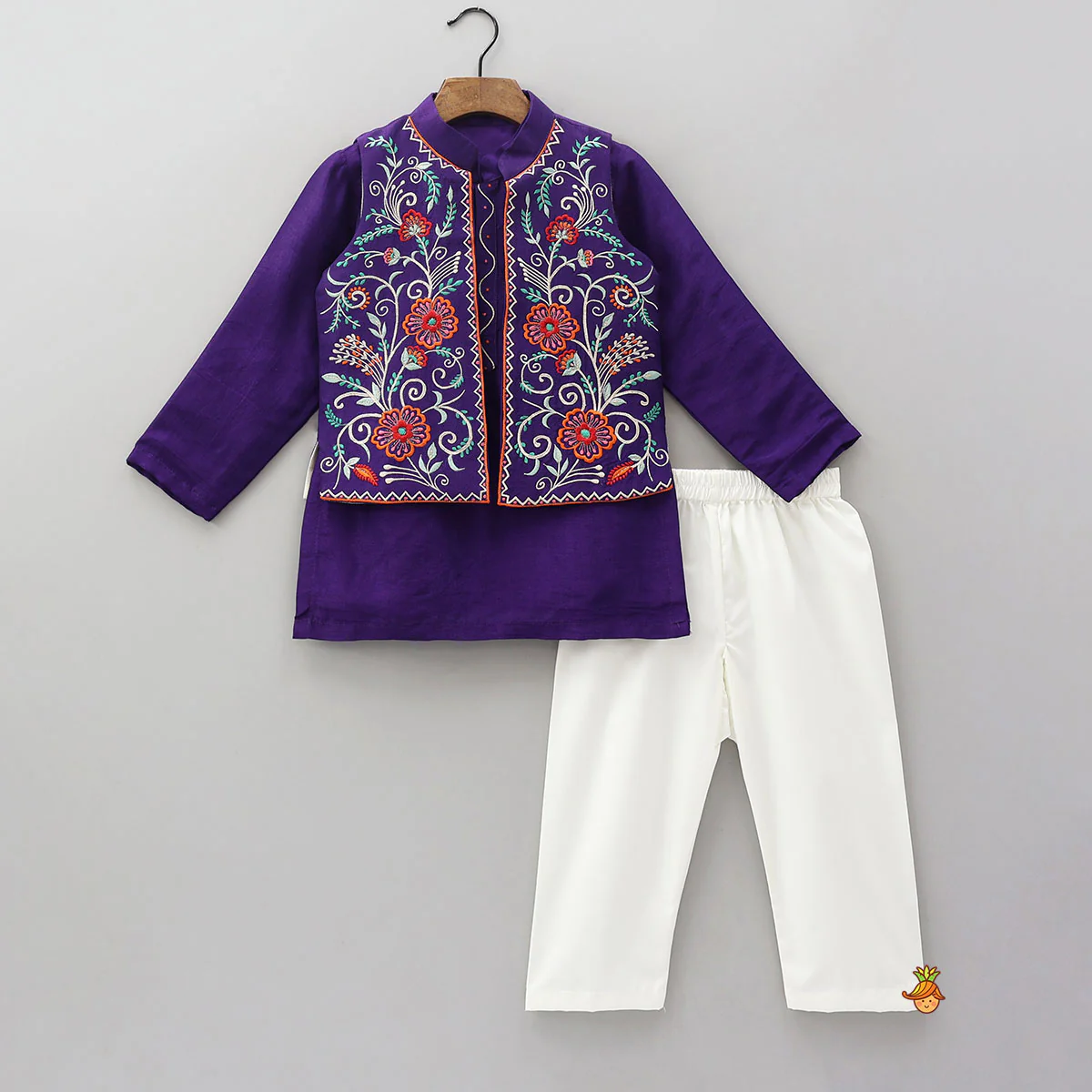 Ethnic Kurta With Thread Embroidered Front Open Jacket And Pyjama
