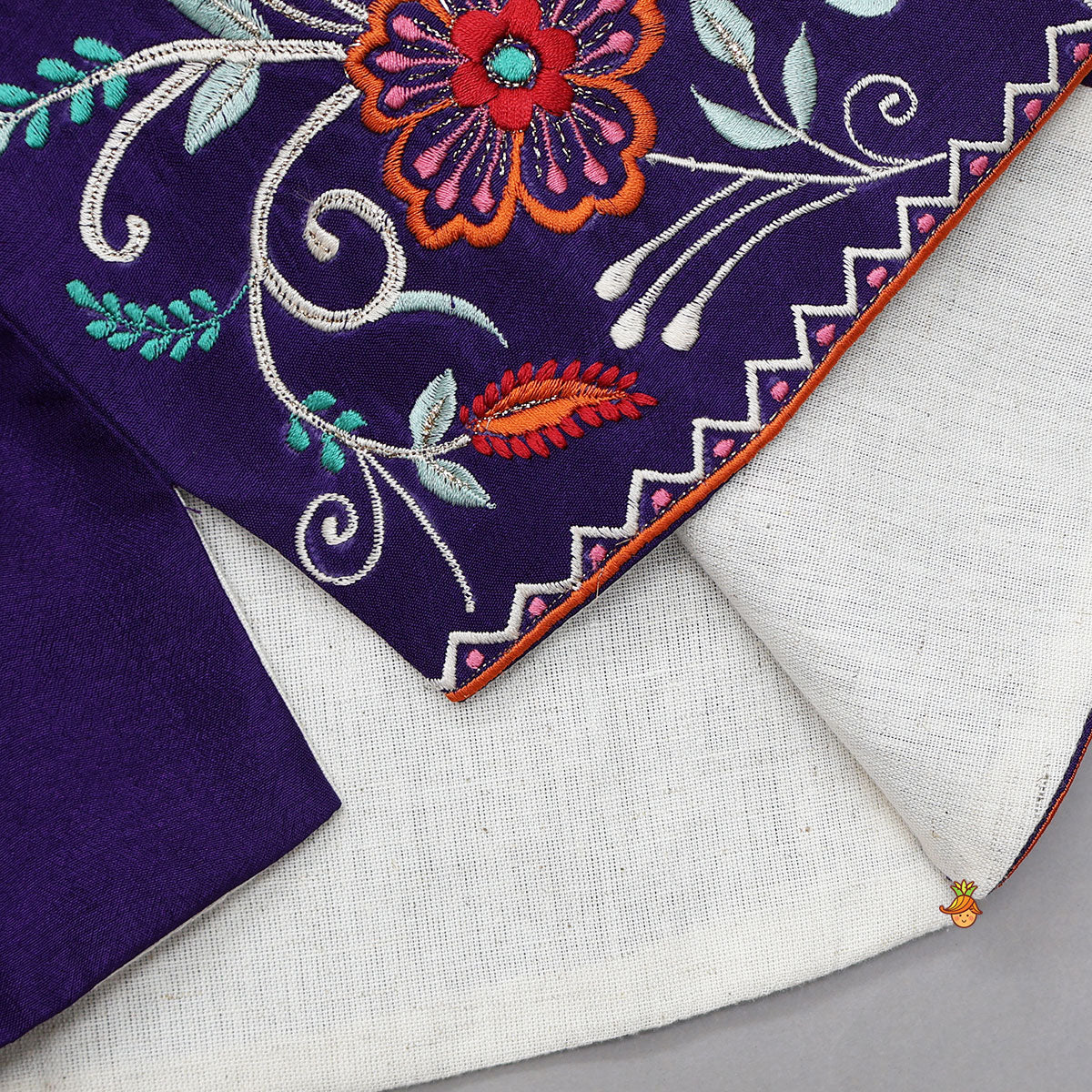Ethnic Kurta With Thread Embroidered Front Open Jacket And Pyjama - Image 8