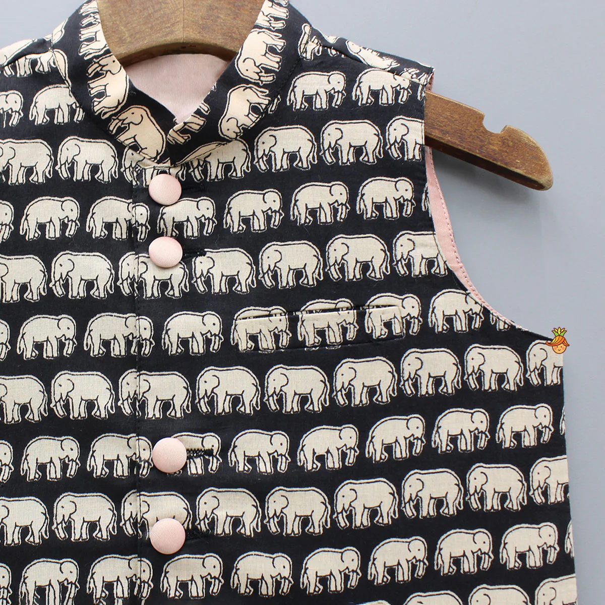 Ethnic Printed Black Sleeveless Jacket - Image 3