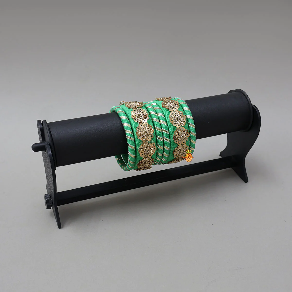 Exquisite Floral Sequin Work Thread Bangles - Image 5