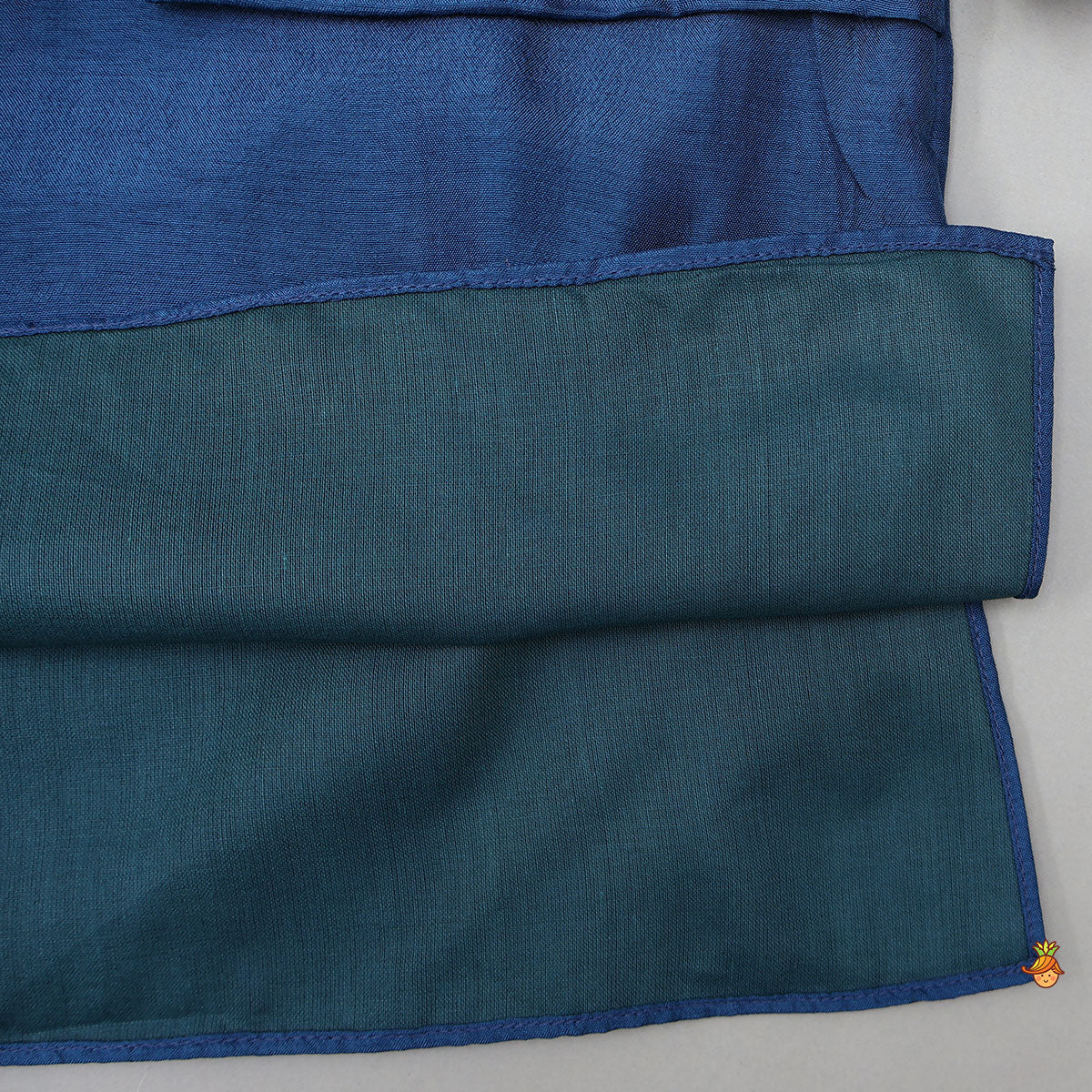 Faux Jacket Style Embroidered Kurta With Pyjama - Image 5