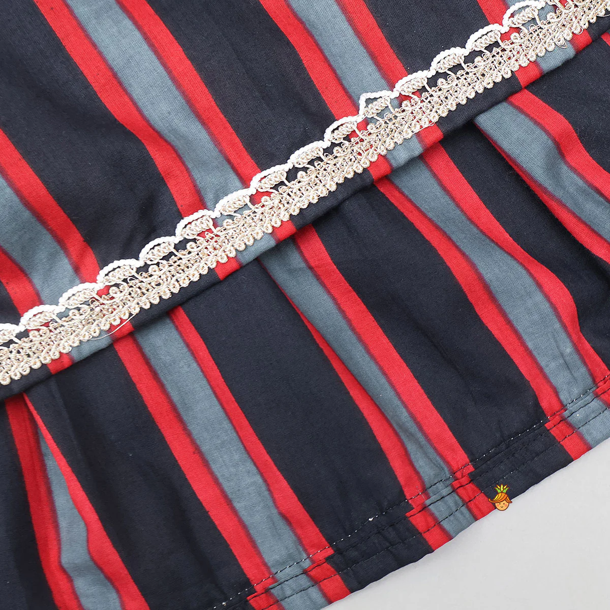Faux Pocket Printed Top And Lehenga - Image 6