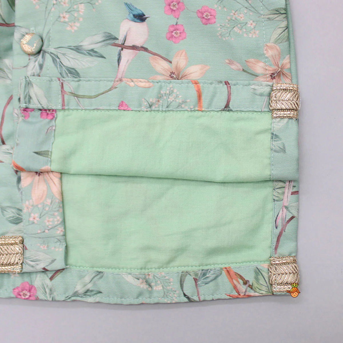 Flap Green Ethnic Kurta And Off White Pyjama - Image 5