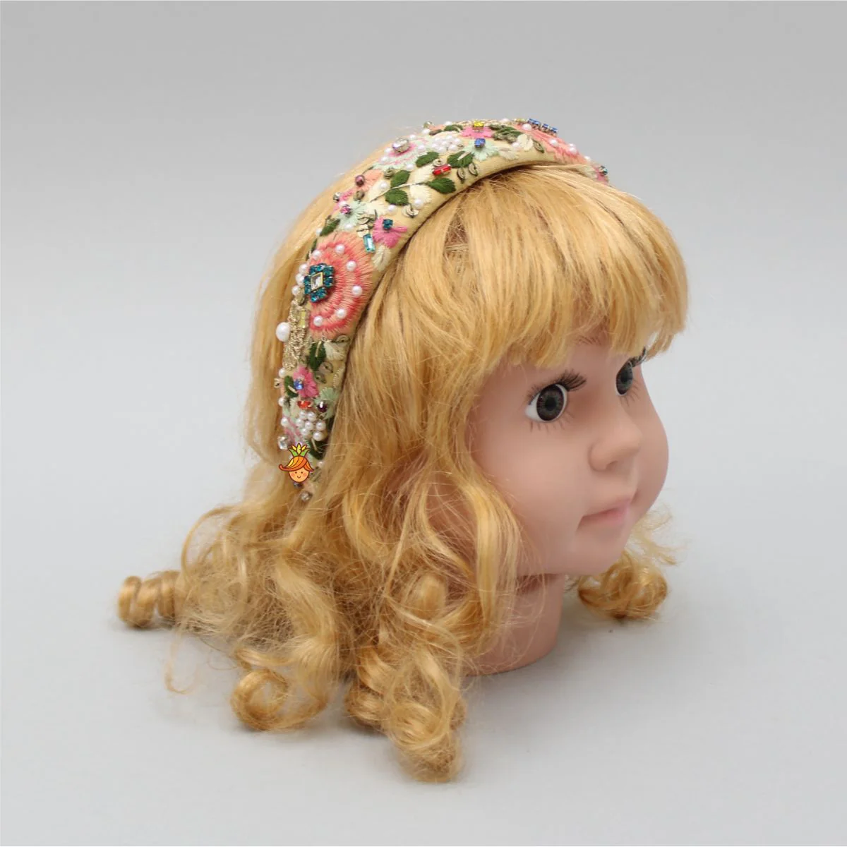 Flat Back Pearls And Colourful Stones Embellished Beige Hair Band - Image 4