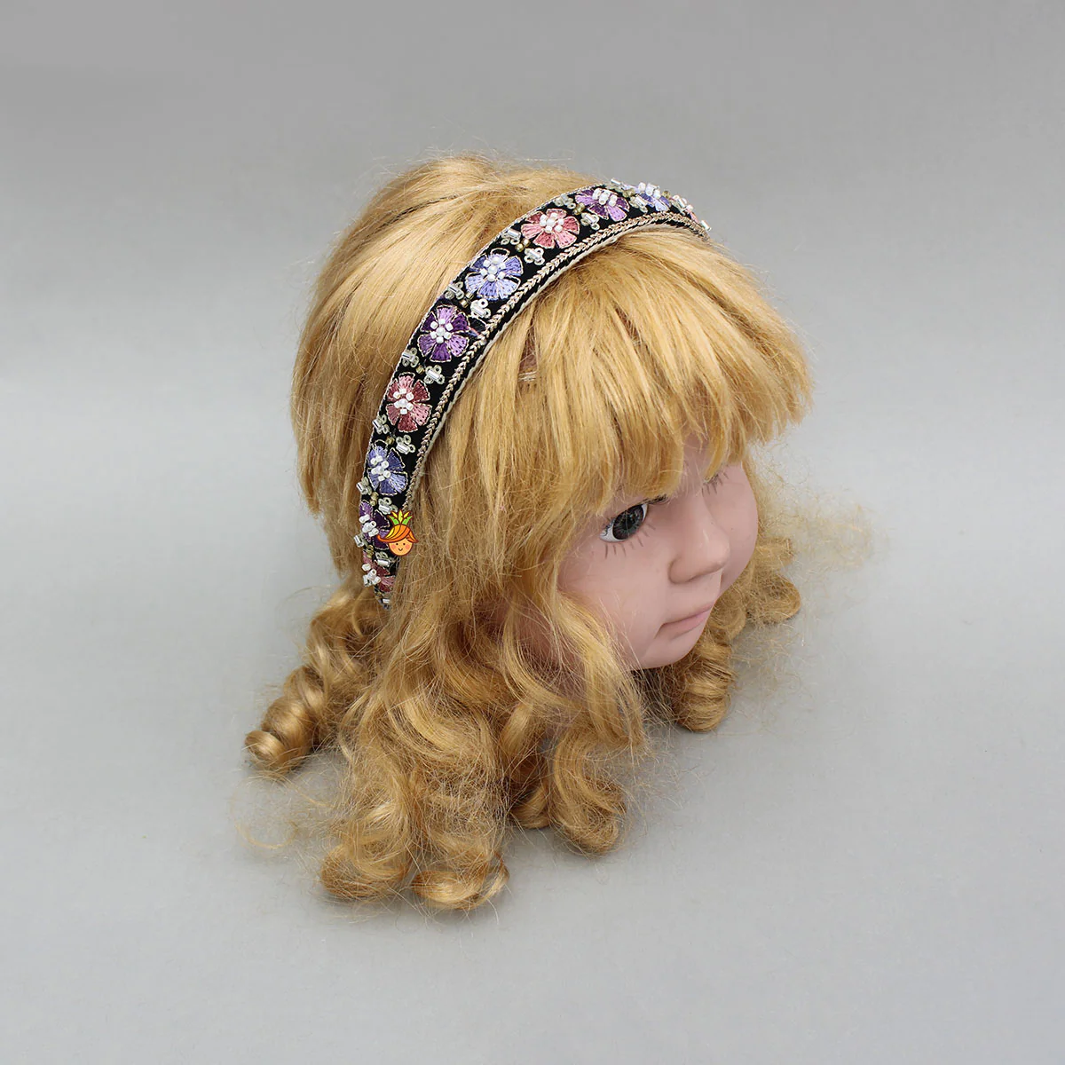 Floral Embroidered Black Hairband With Beadwork - Image 4