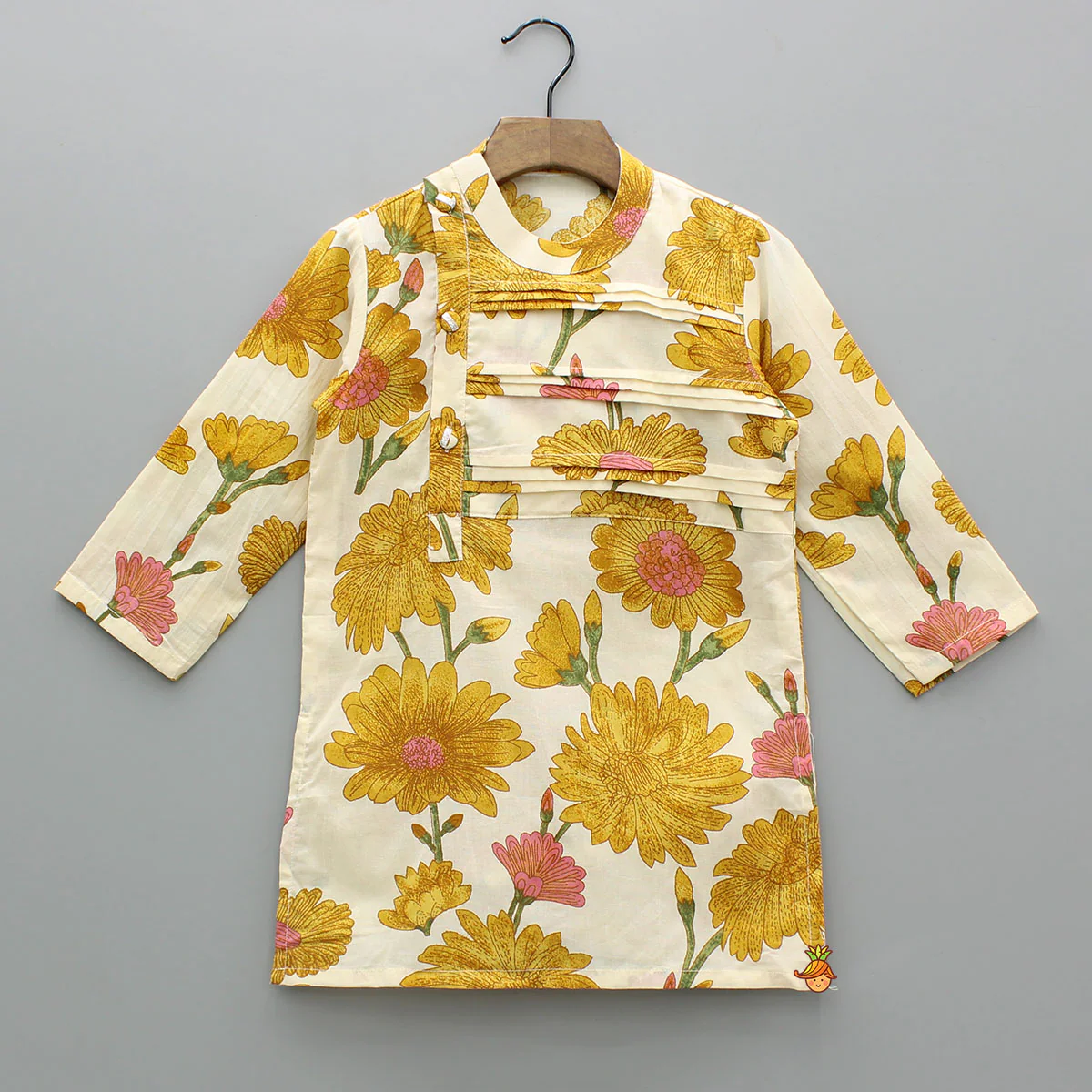 Floral Print Stylish Kurta With Pyjama - Image 3