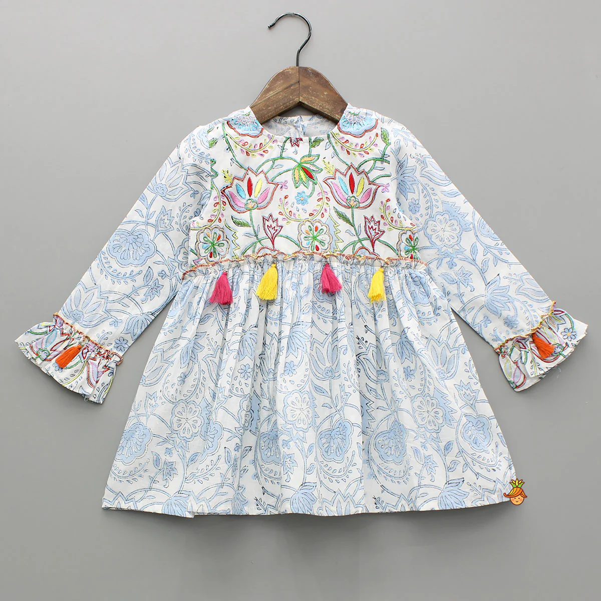 Floral Printed Dress With Bloomer And Headband - Image 4