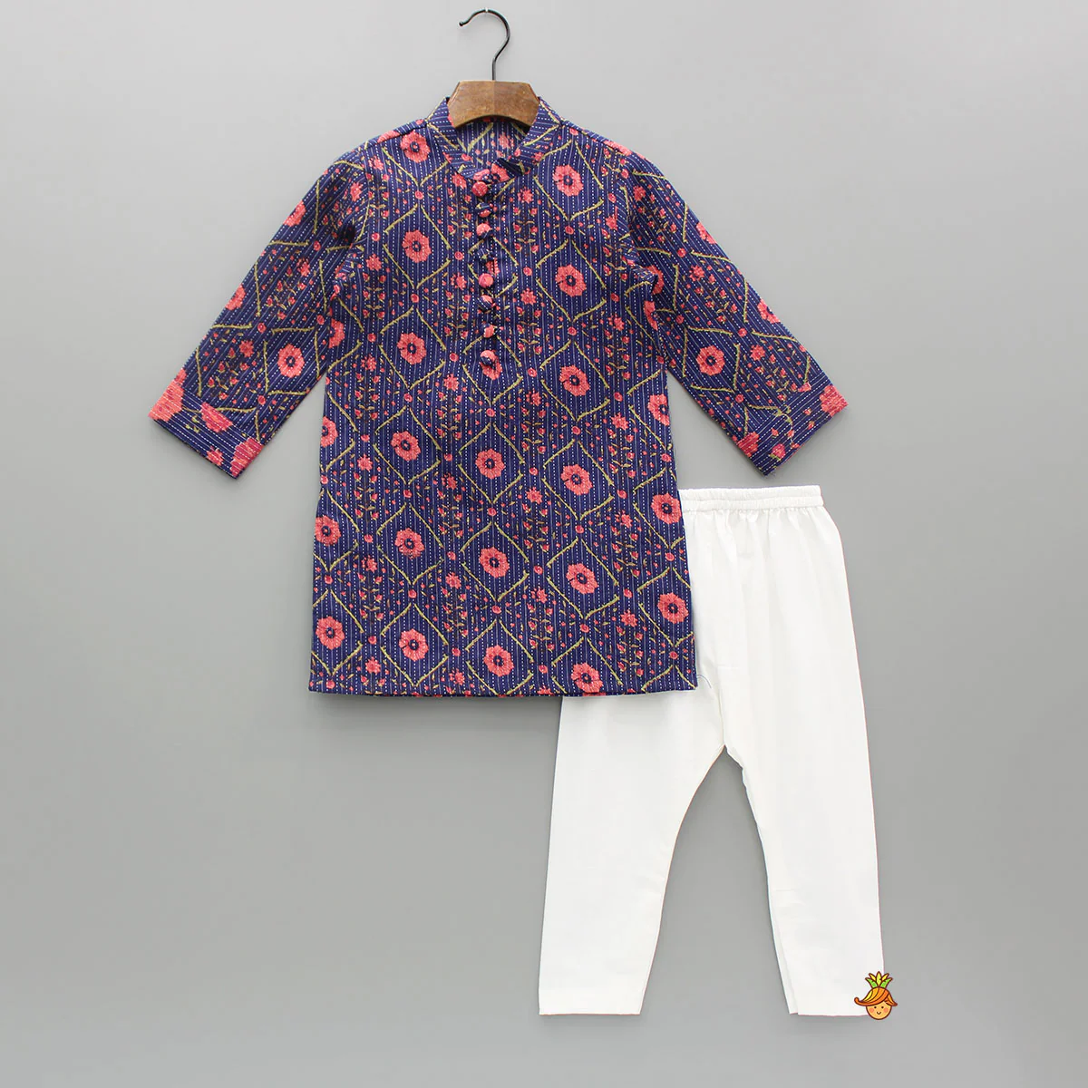 Floral Printed Kurta And Front Open Jacket With Pyjama - Image 3