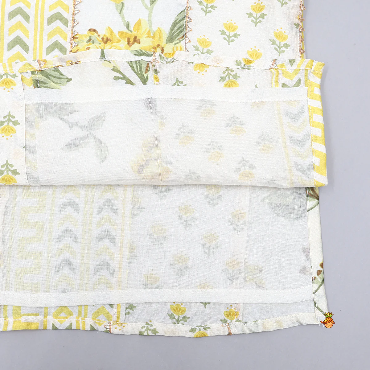 Floral Printed Ethnic Kurta And Pyjama - Image 5