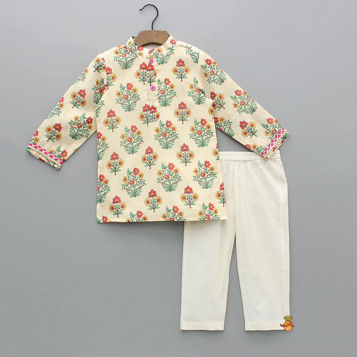 Floral Printed Kurta With Front Open Jacket And Pyjama - Image 3