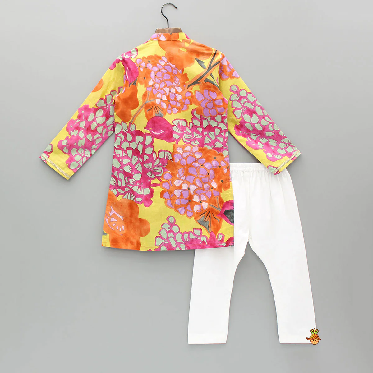 Floral Printed Multicoloured Kurta With Pyjama - Image 2